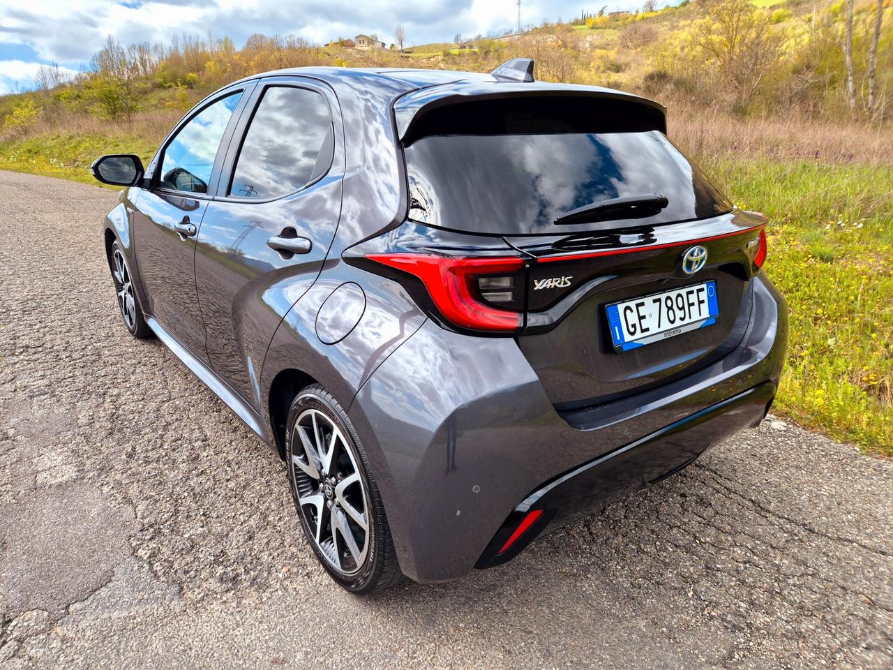 Toyota Yaris 1.5 Hybrid 5 porte Style