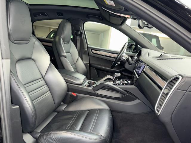 PORSCHE Cayenne Coupé 3.0 V6 / 360°/ GANCIO TRAINO / SOSP. P.A.S.M