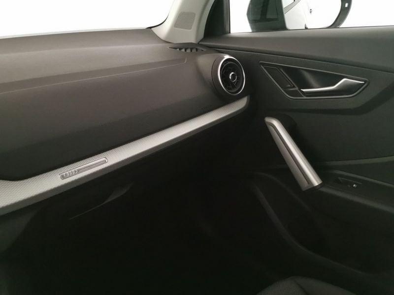 Audi Q2 30 1.0 tfsi Business 116cv