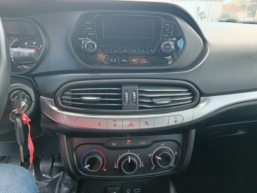 Fiat Tipo 1.4 T-Jet 120CV GPL 5 porte Easy