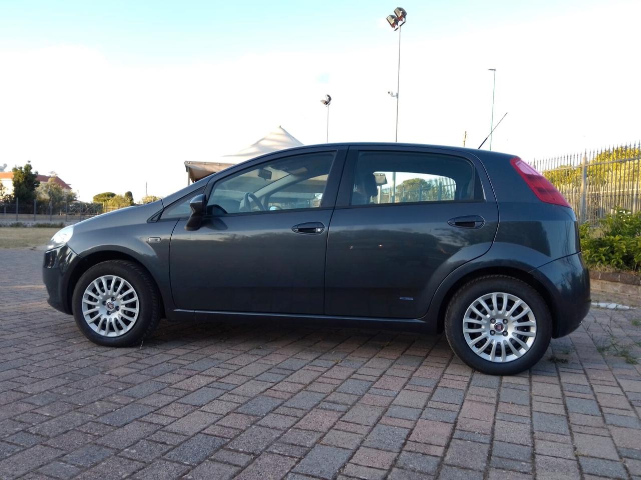 Fiat Grande Punto Grande Punto 1.3 MJT 75 CV 5 porte Dynamic