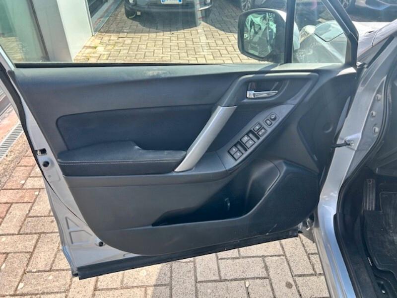 Subaru Forester 2.0d Style