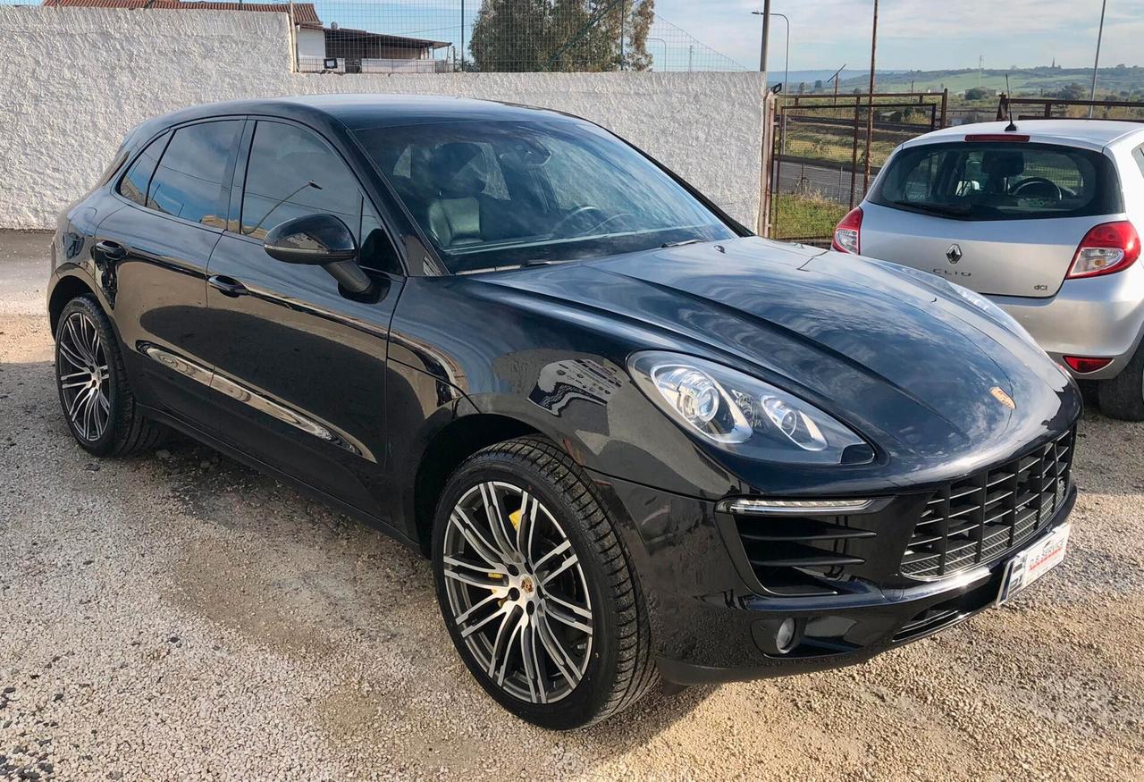 Porsche Macan S