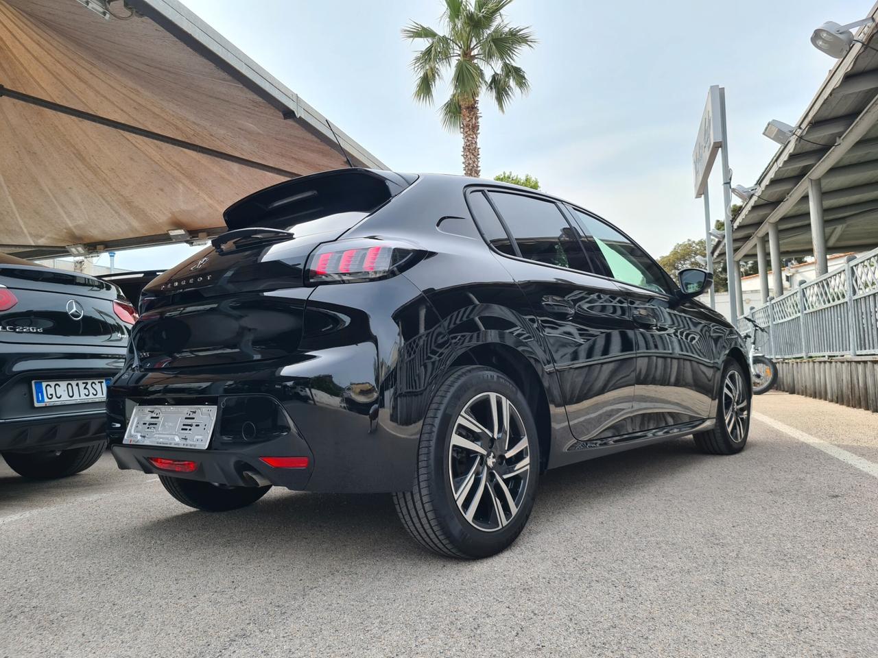 Peugeot 208 PureTech 100 Stop&Start 5 porte Allure PACK
