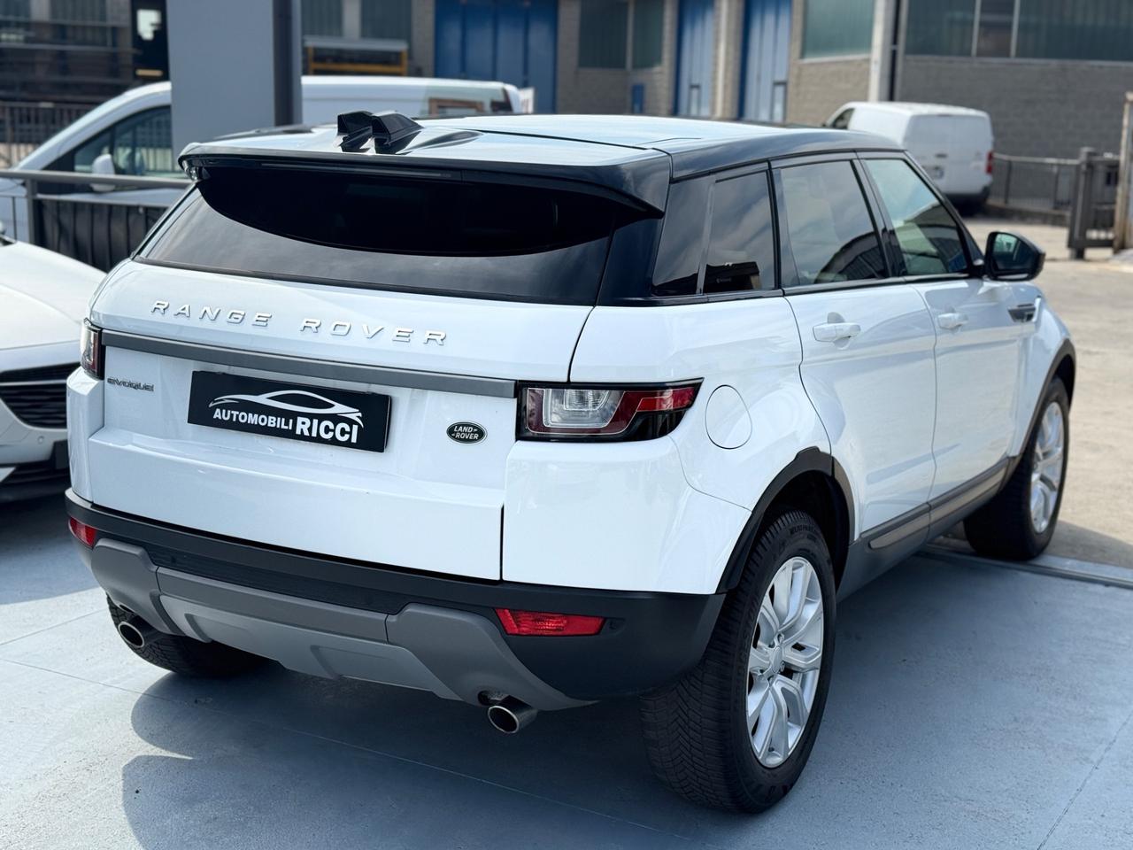 Land Rover Range Rover Evoque 2.0 TD4 180 CV 5p. SE