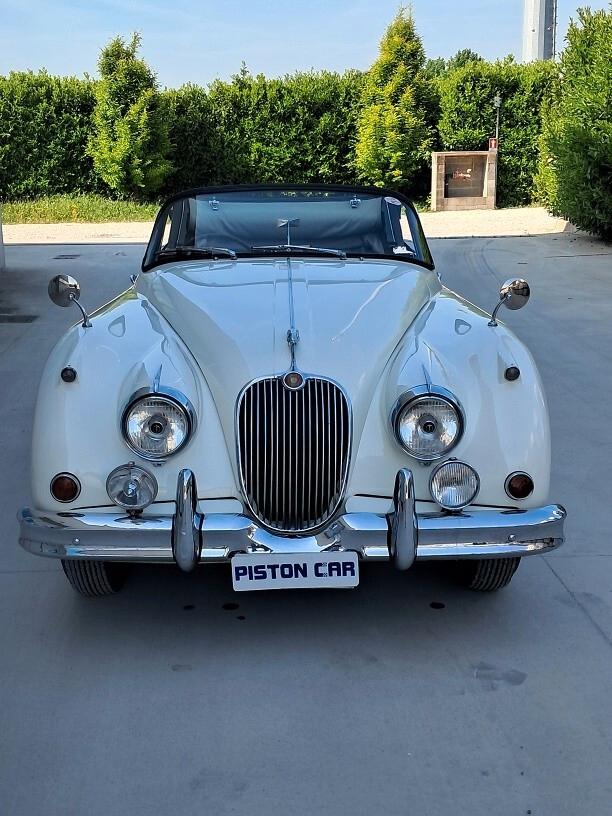Jaguar XK 150