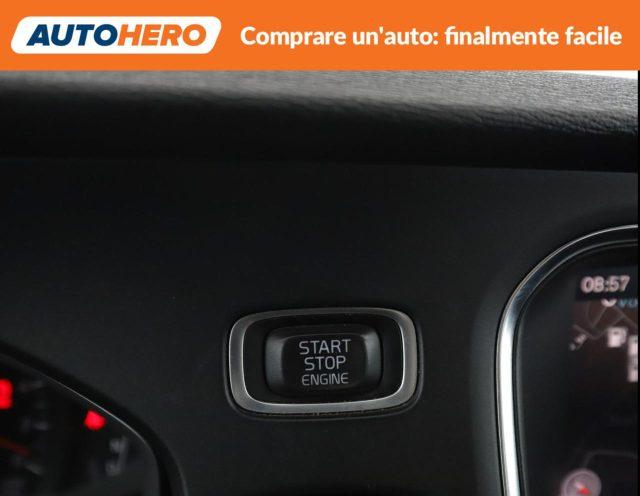 VOLVO V40 D3 Geartronic Kinetic