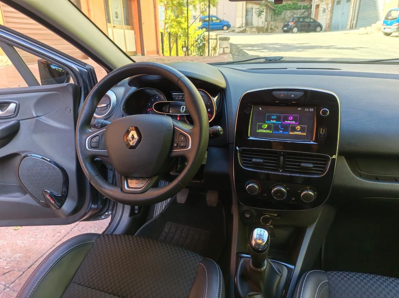 Renault Clio dCi 8V 75 CV 5 porte Duel2