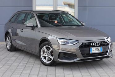 AUDI A4 Avant 30 TDI 136 CV S tronic Business