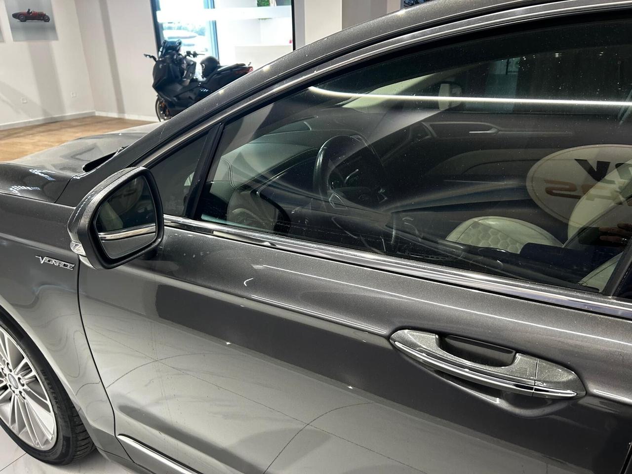 Ford Mondeo 2.0 TDCi 180 CV S&S Powershift 4 porte Vignale