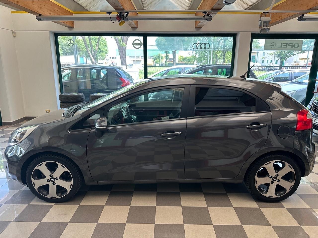 Kia Rio 1.1 CRDi WGT 5p. EX PLUS