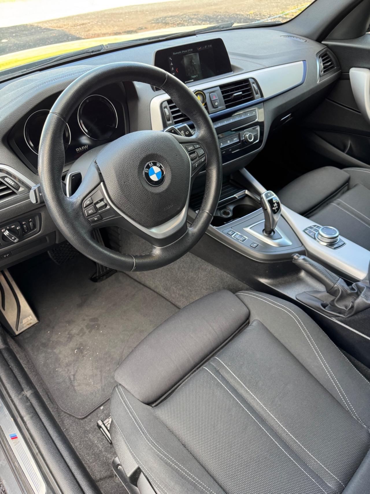Bmw 120 120d 5p. Urban