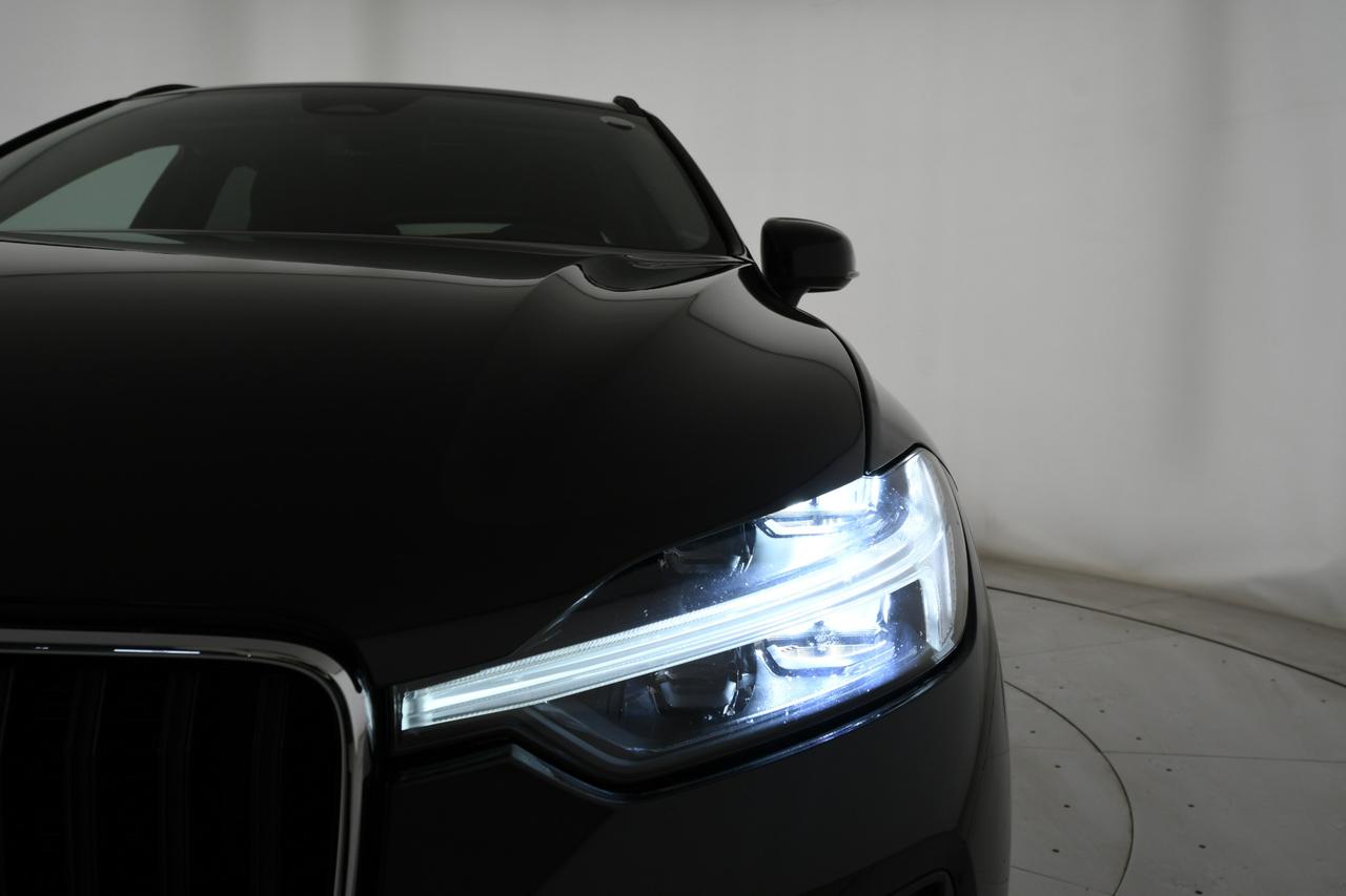 VOLVO XC60 2.0 b4 Momentum Pro awd auto CAMERA+C18"