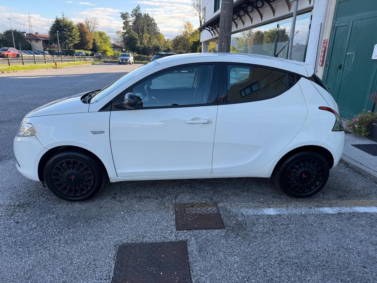 Lancia Ypsilon 1.2 69 CV 5 porte Elle