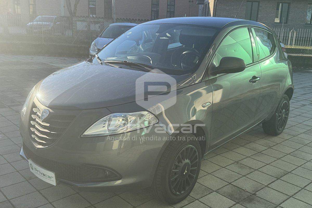 LANCIA Ypsilon 0.9 TwinAir 85 CV 5 porte Metano Ecochic Elefantino