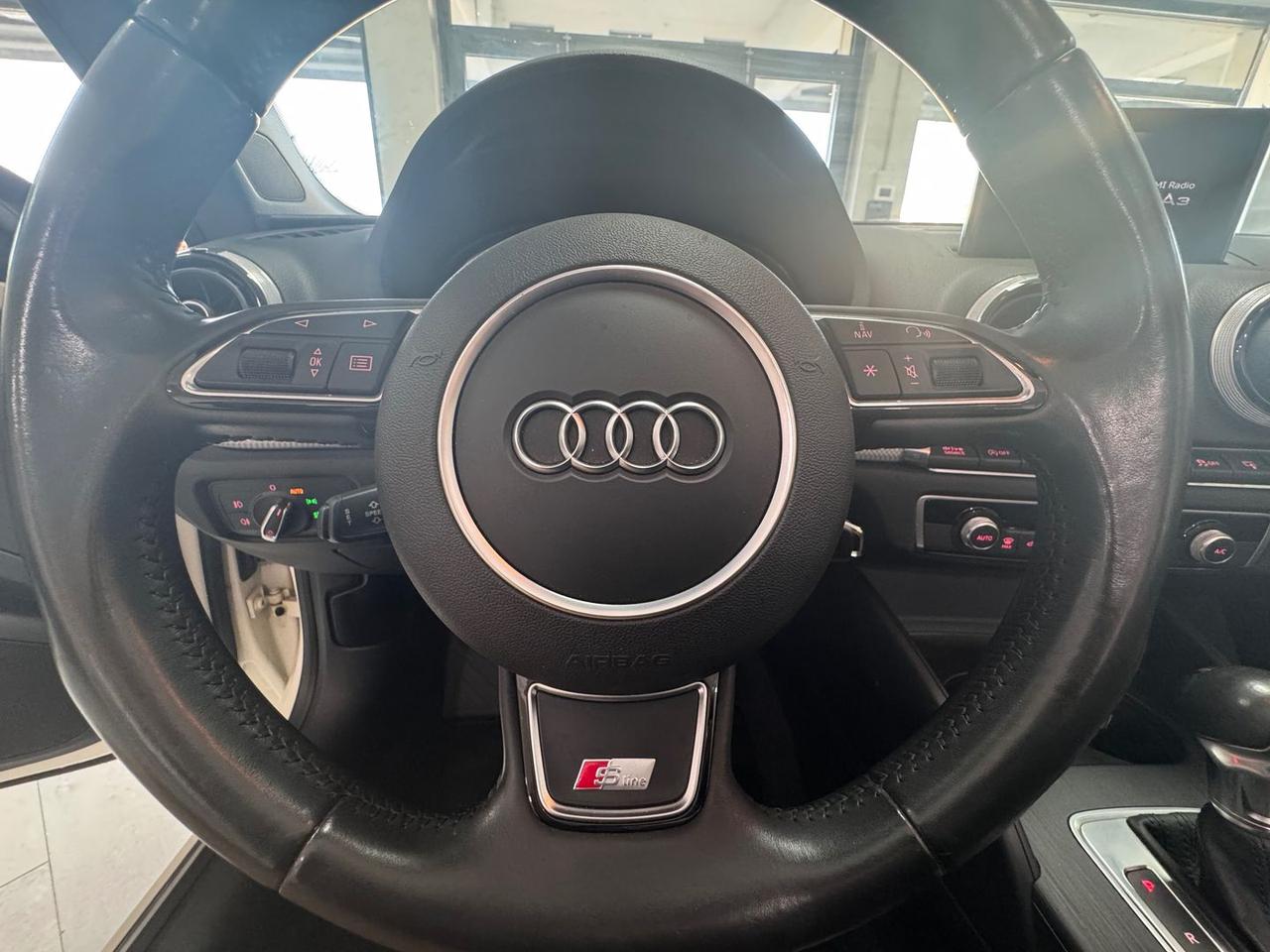 Audi A3 Ambiente 2.0 TDI S-LINE