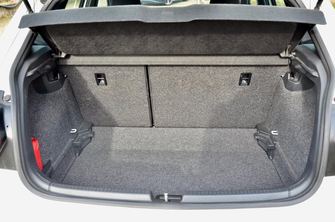 VOLKSWAGEN POLO GTI 5p 2.0 TSI 200cv DSG, SERVICE VW, EURO 6D, FARI LED, RETROCAMERA, APPLE ANDROID, 17", PERMUTE