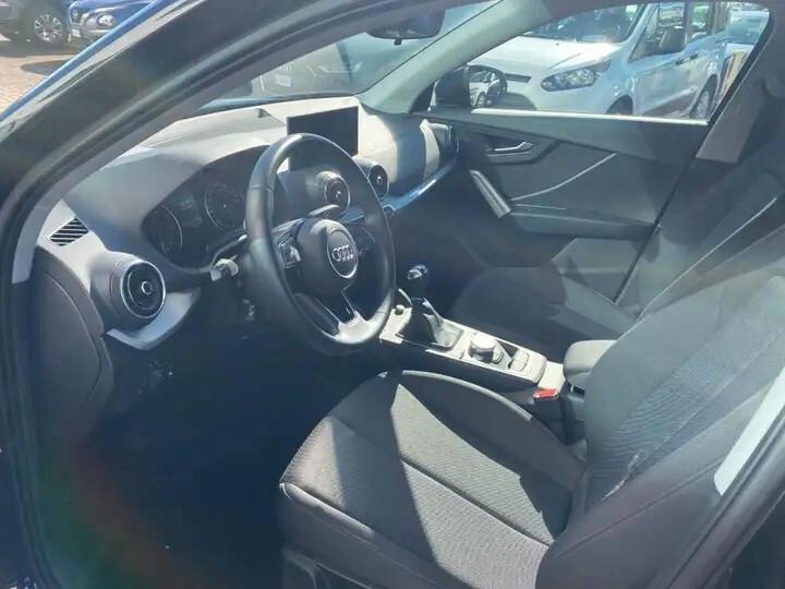Audi Q2 30 TFSI Business