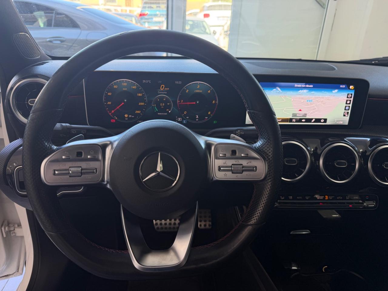 Mercedes classe A Premium AMG finanziabile