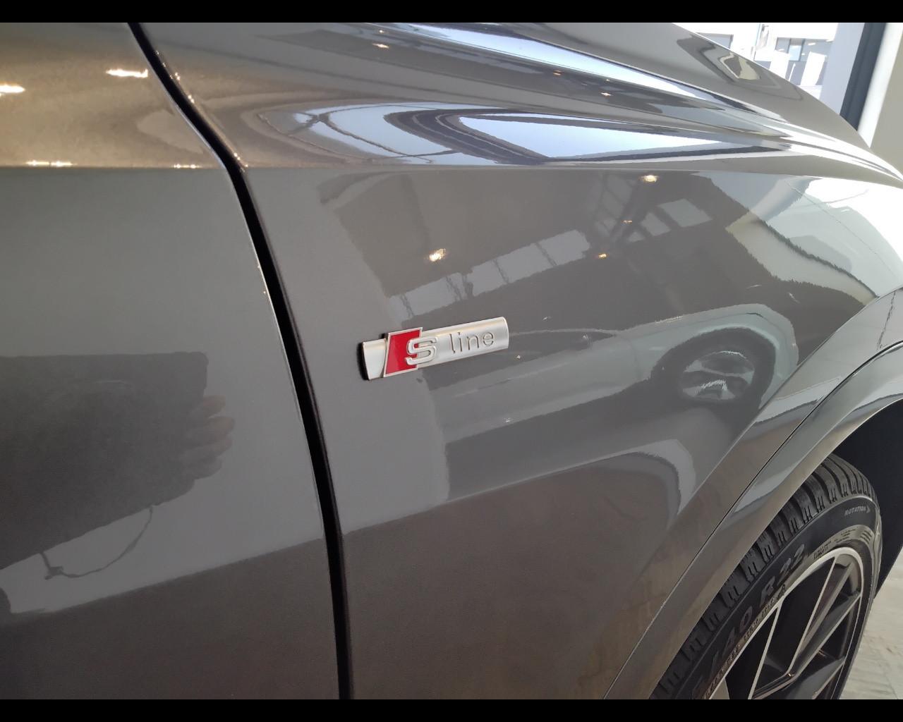 AUDI Q8 I 2018 - Q8 50 3.0 tdi mhev Sport quattro tiptronic