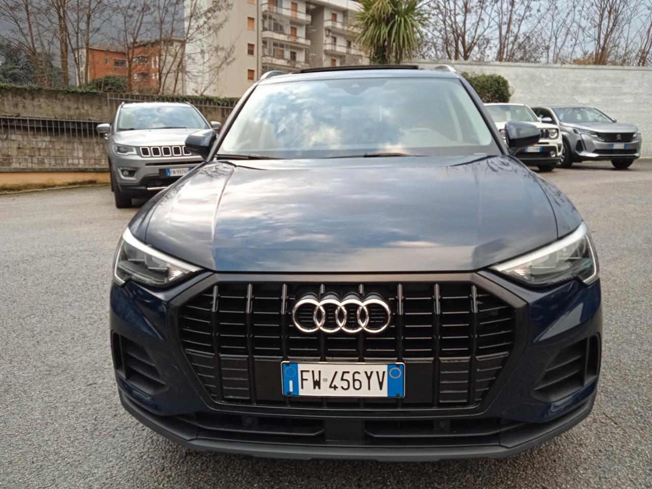 Audi Q3 TDI S tronic Advanced tetto apribile elettrico,