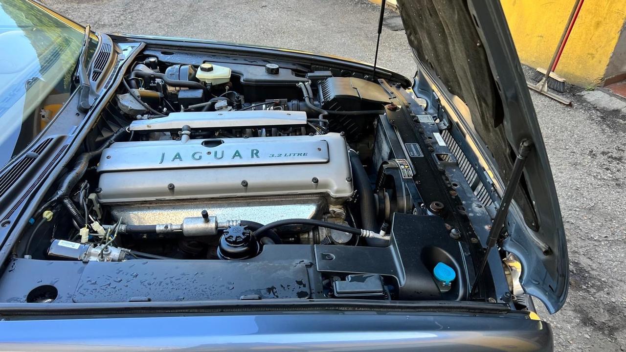 Jaguar XJ XJ6 3.2 cat manuale
