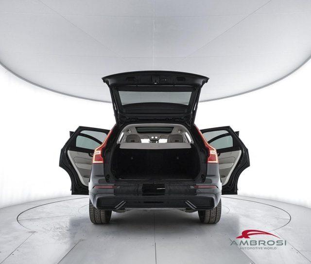VOLVO XC60 B5 AWD automatico Ultimate Dark