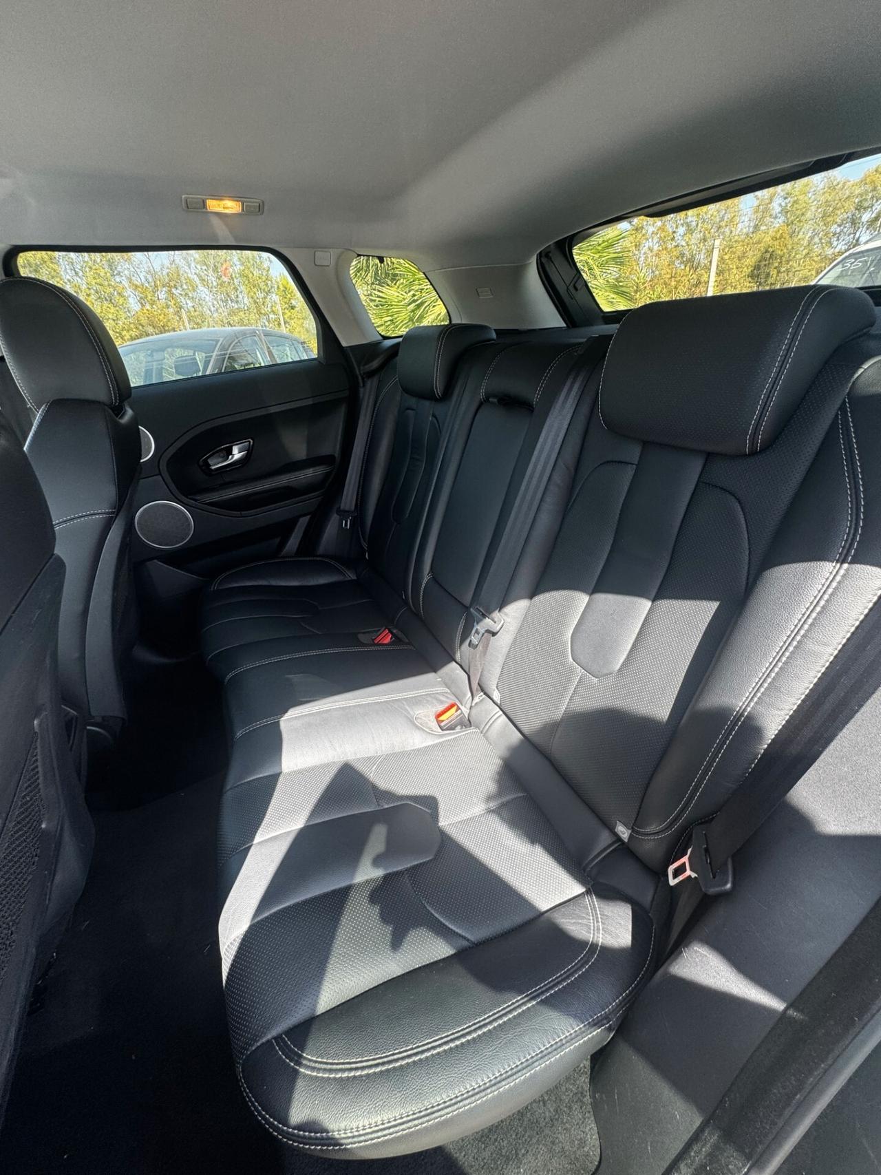 Land Rover Range Evoque 2.2 TD4 5p. Dynamic