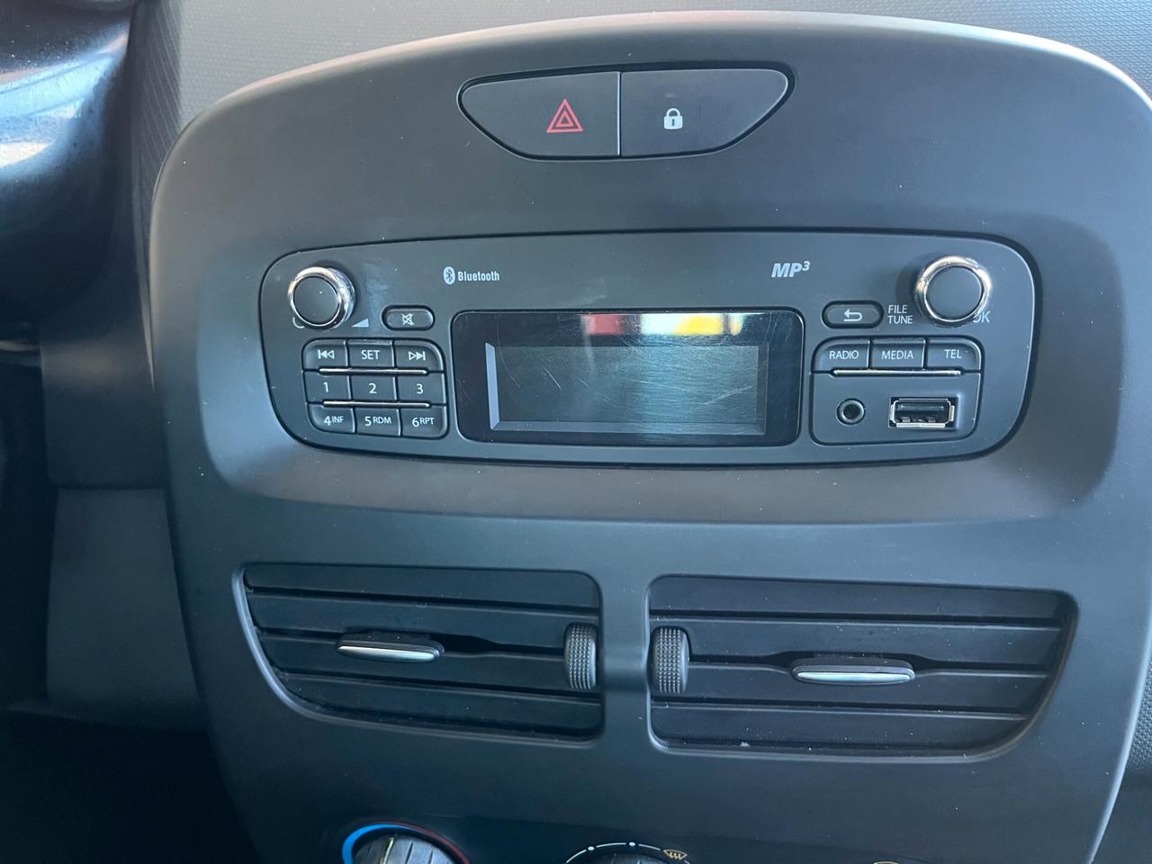 Renault Clio 1.2 75CV 5 porte Live