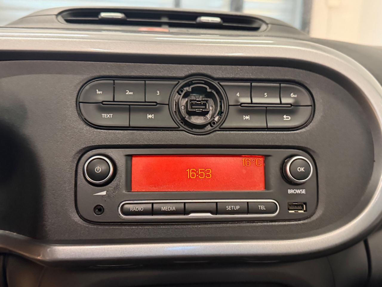 Renault Twingo 65CV LIMITED FALTDACH LED GARANZIA UNIPRO