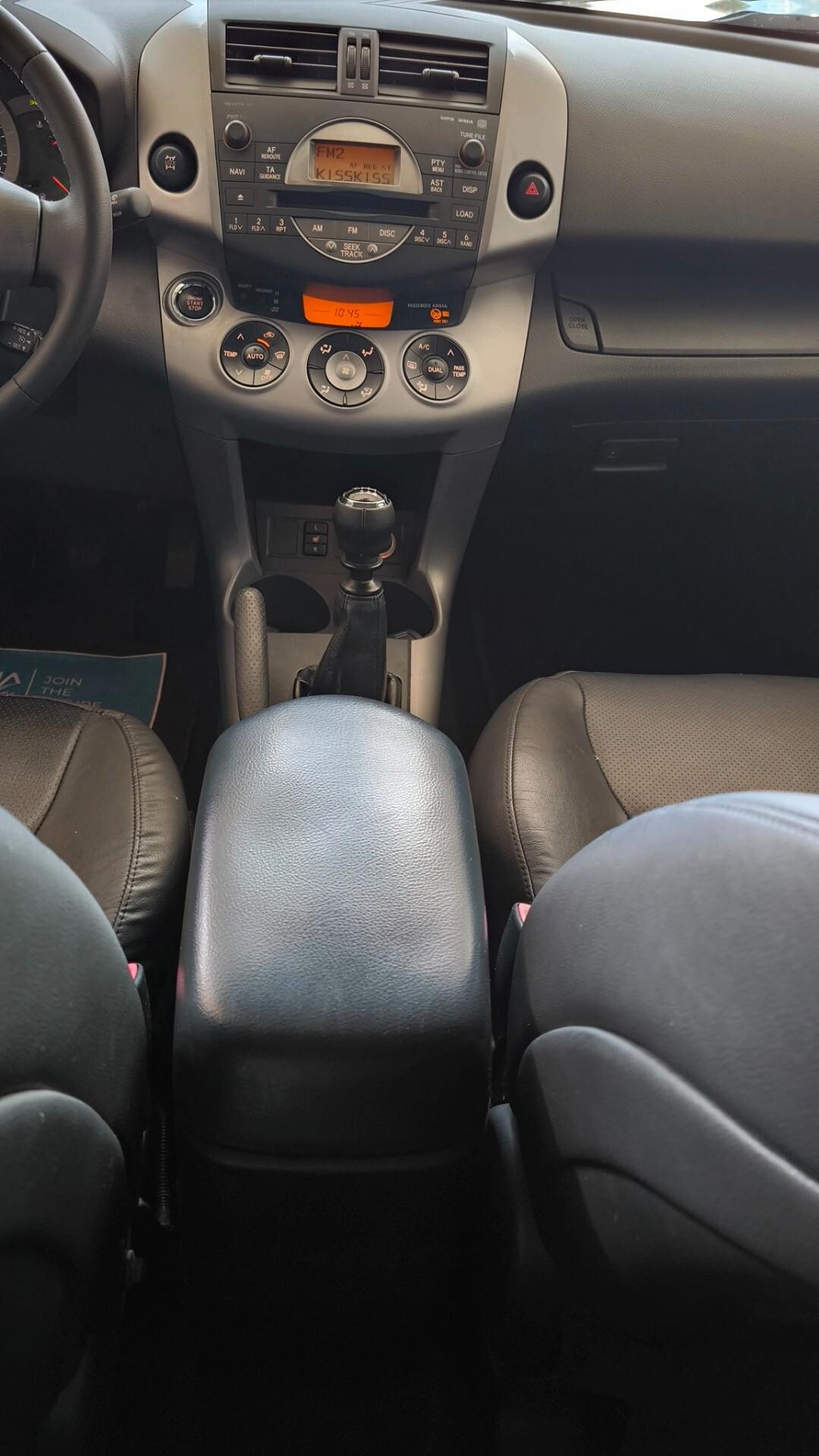 Toyota RAV 4 RAV4 2.2 D-4D 177 CV Luxury