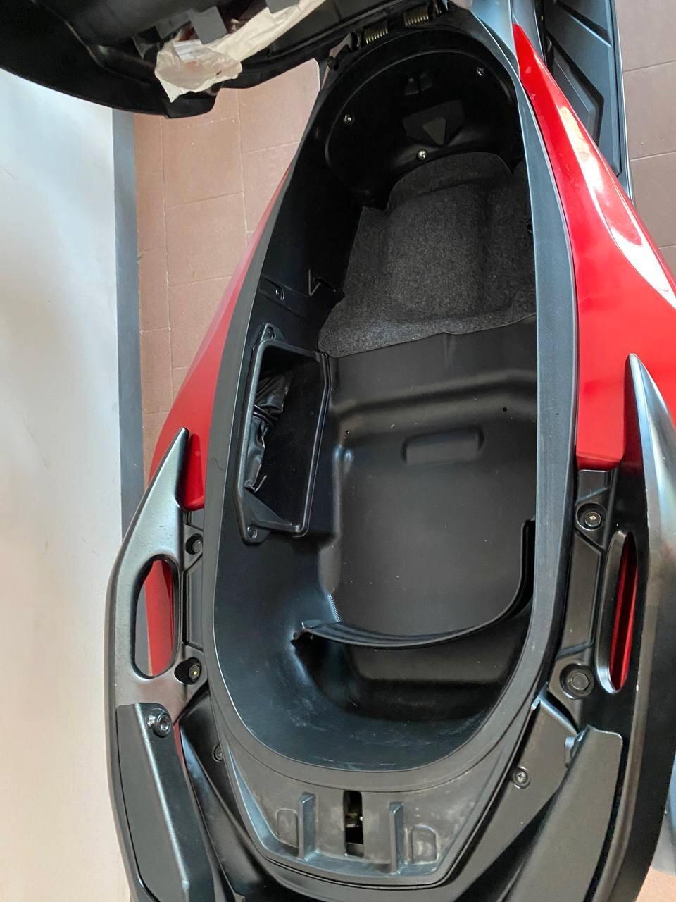Honda Forza 350
