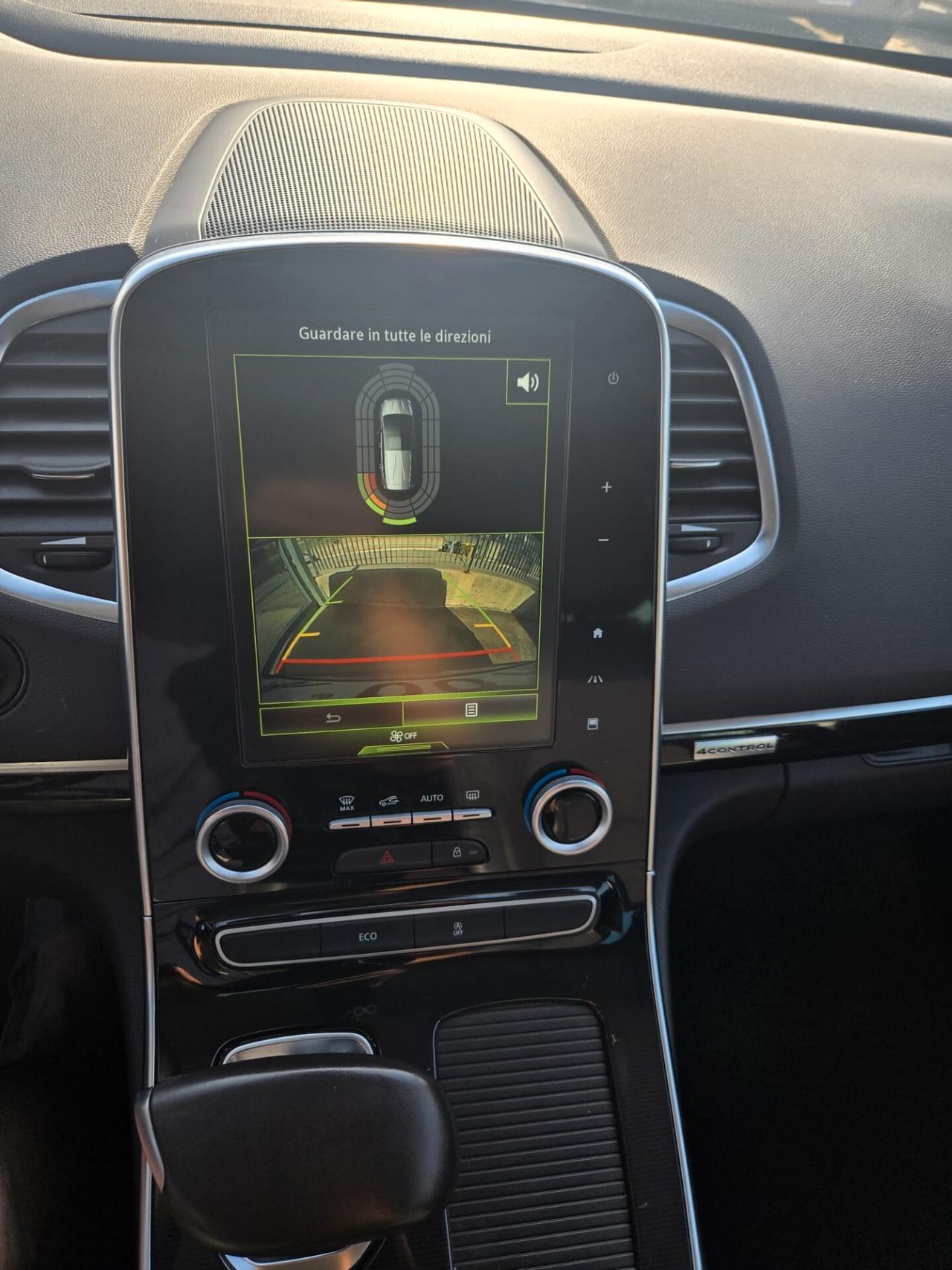 Renault Espace dCi 160CV EDC Energy Initiale Paris 4Control