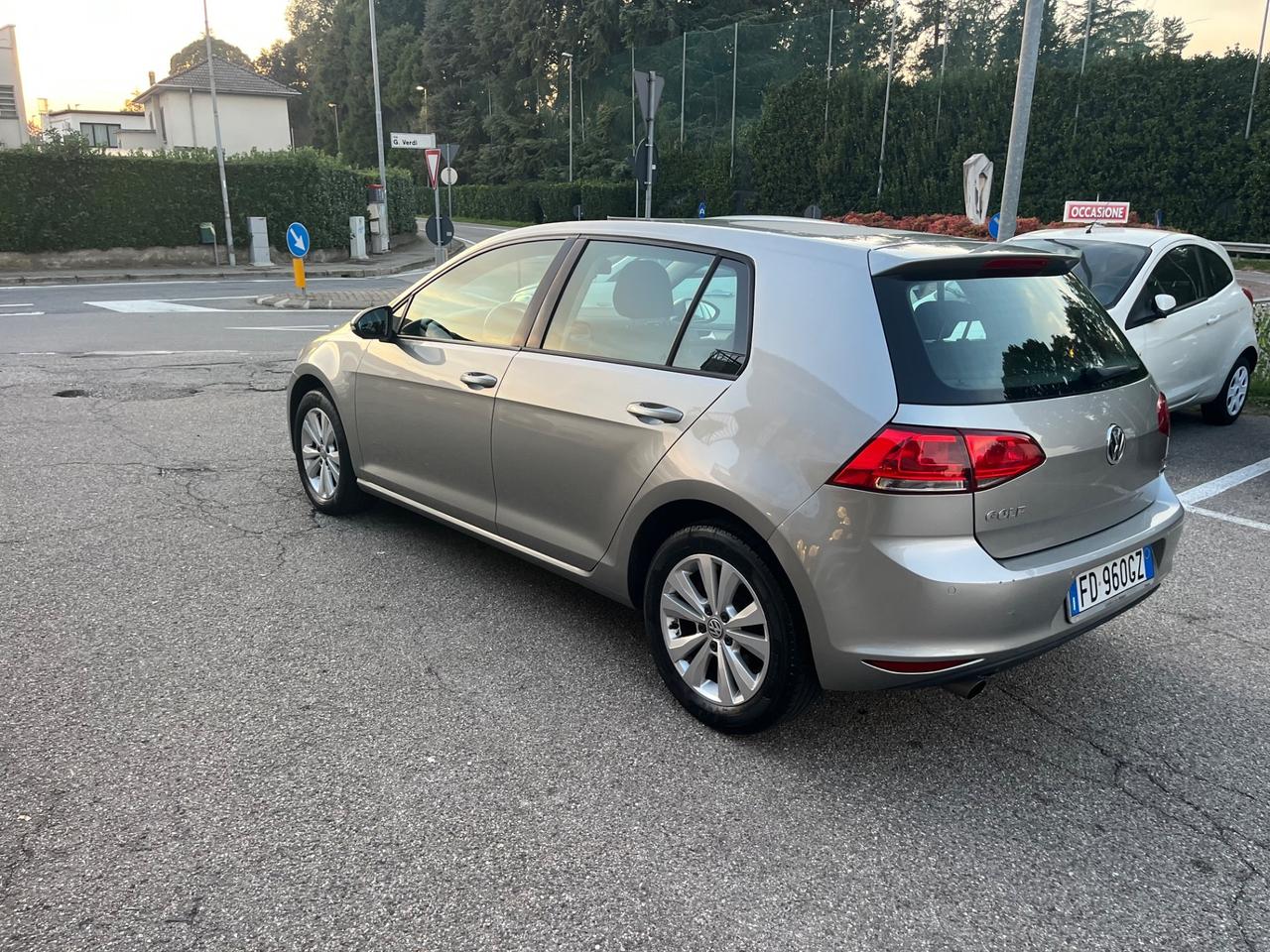 Volkswagen Golf VII/ 1.6TDI/110CV/neopatentati/Euro6B/unico proprietario/5Porte e 5Posti