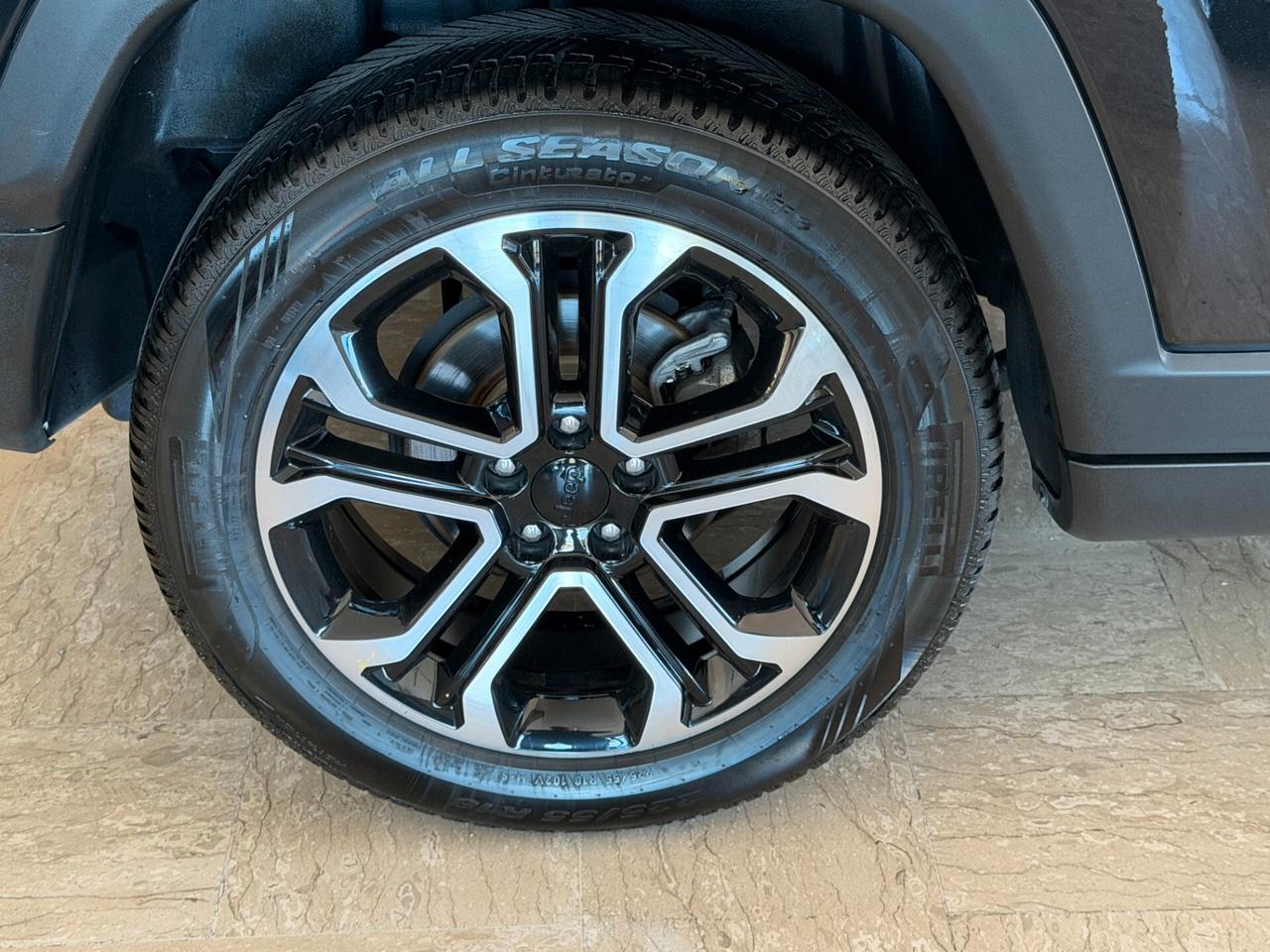 Jeep Compass 2WD 1.6 M.JET 130 cv. LIMITED (Nav)