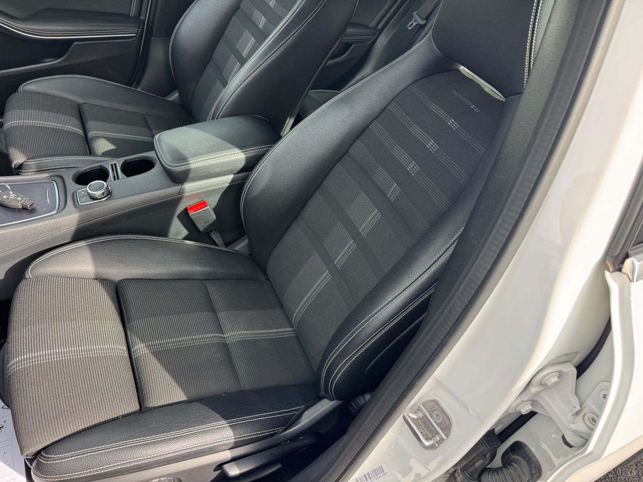 Mercedes-benz GLA 200 d Automatic Sport