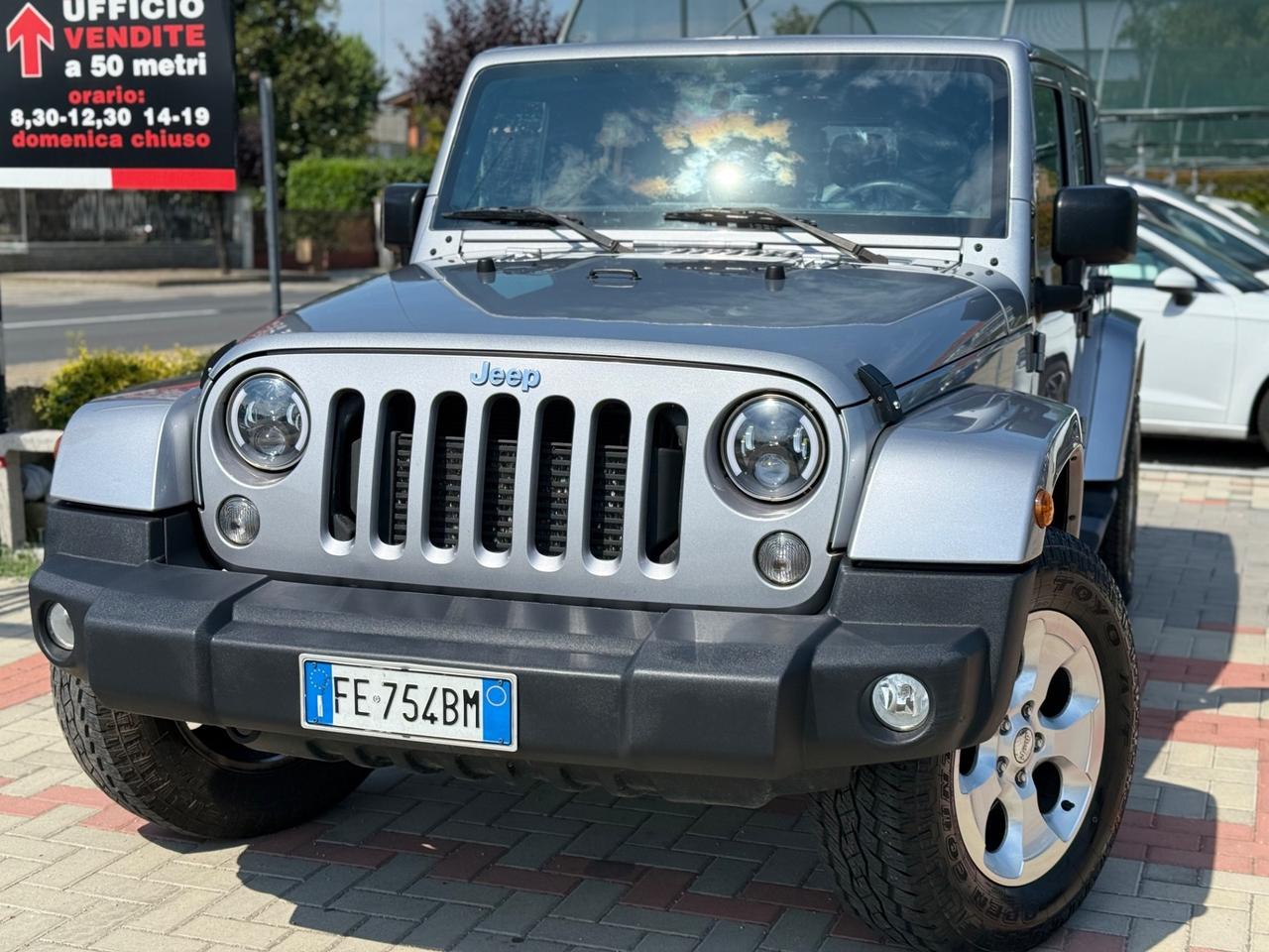 Jeep Wrangler Unlimited 2.8 CRD DPF Sahara Auto