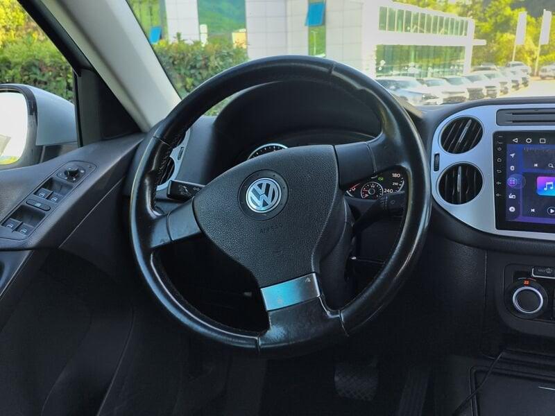Volkswagen Tiguan 2.0 TDI DPF 4MOTION tiptronic Sport & Style