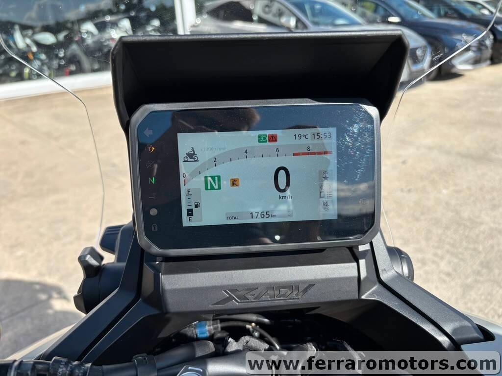 Honda X-ADV 750 2025/ solo 1.700 Km vieni qui a scoprirla