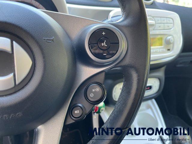 SMART ForFour 1.0 PASSION 71CV VOLANTE MULTIFUNZIONE BLUETOOTH
