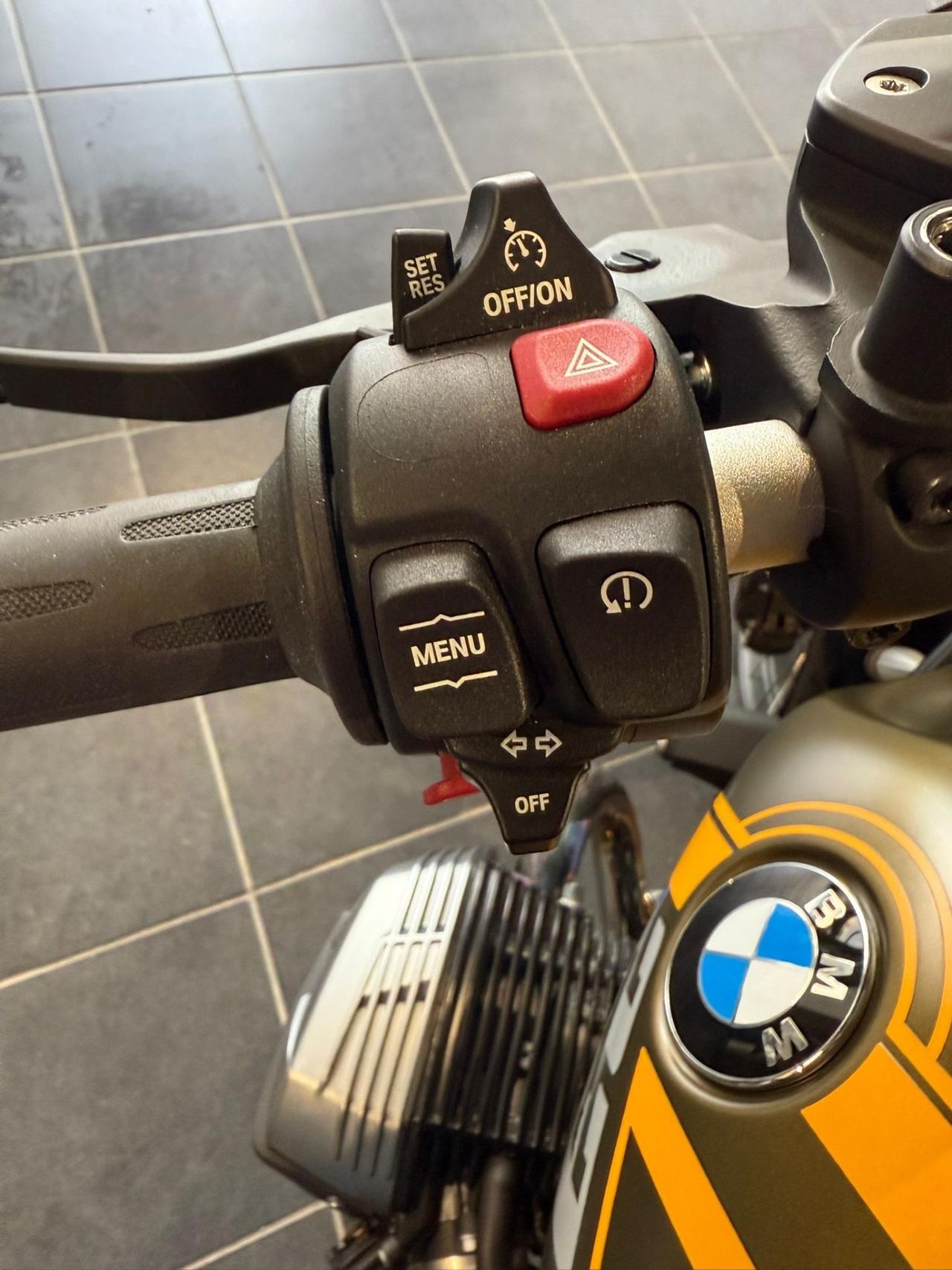 MOTO BMW R NINE T SCAMBLER
