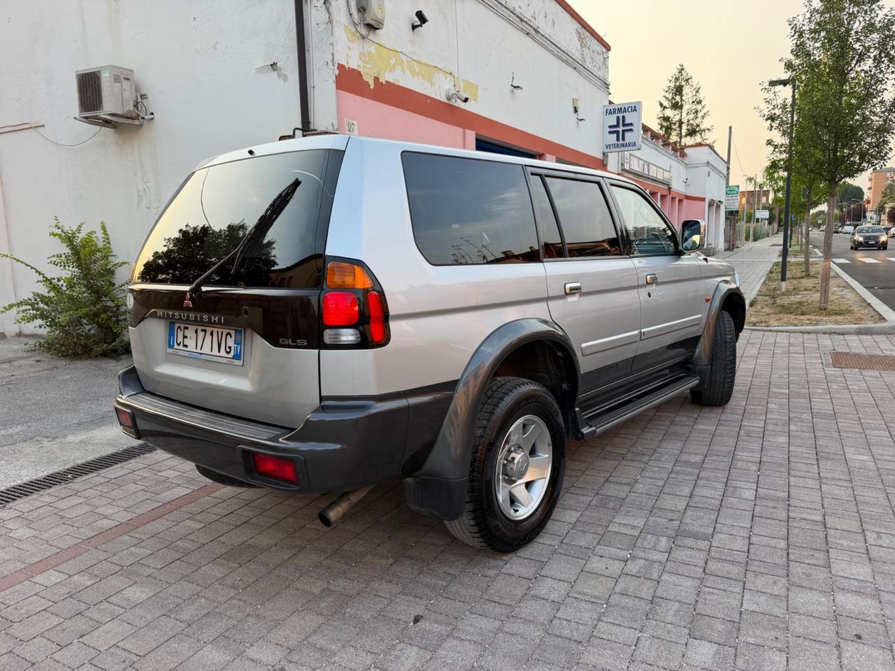 Mitsubishi Pajero Sport 2.5 TDI GLS Target