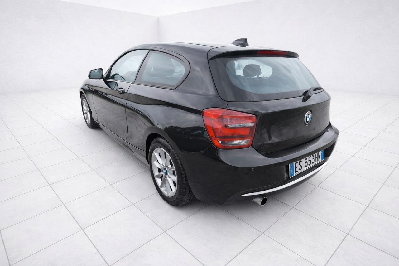 BMW 116d Urban 116CV 2014 – 4 CILINDRI-Navi Pelle Keyless PDC Tagliandi BMW