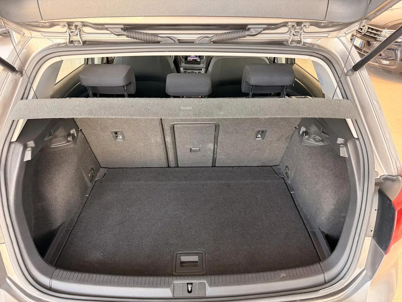 Volkswagen Golf 1.6 TDI 5p. Trendline BlueMotion Technology