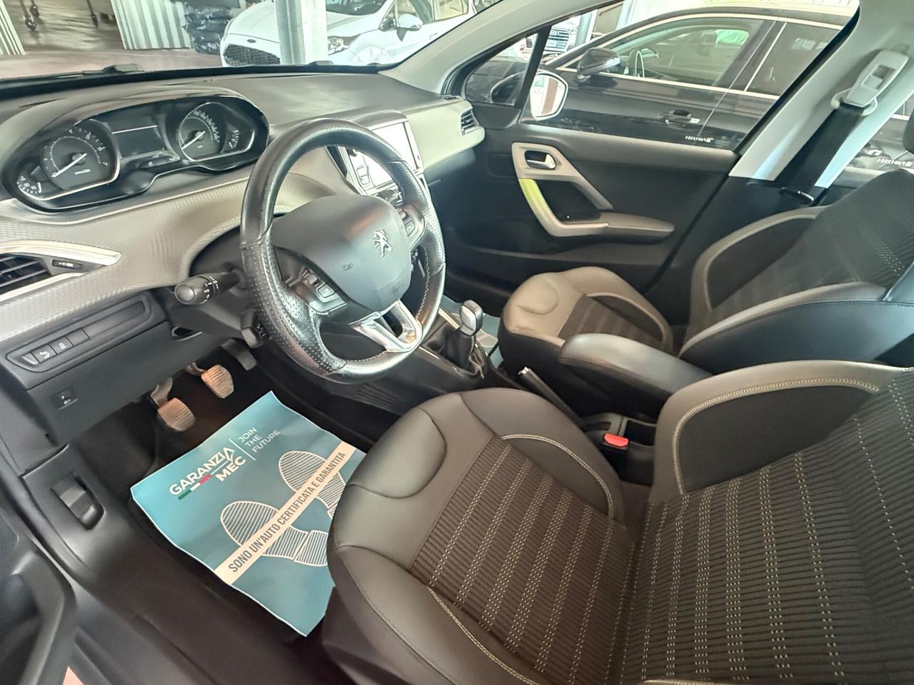 Peugeot 208 PureTech 82 5 porte Allure serie limitata