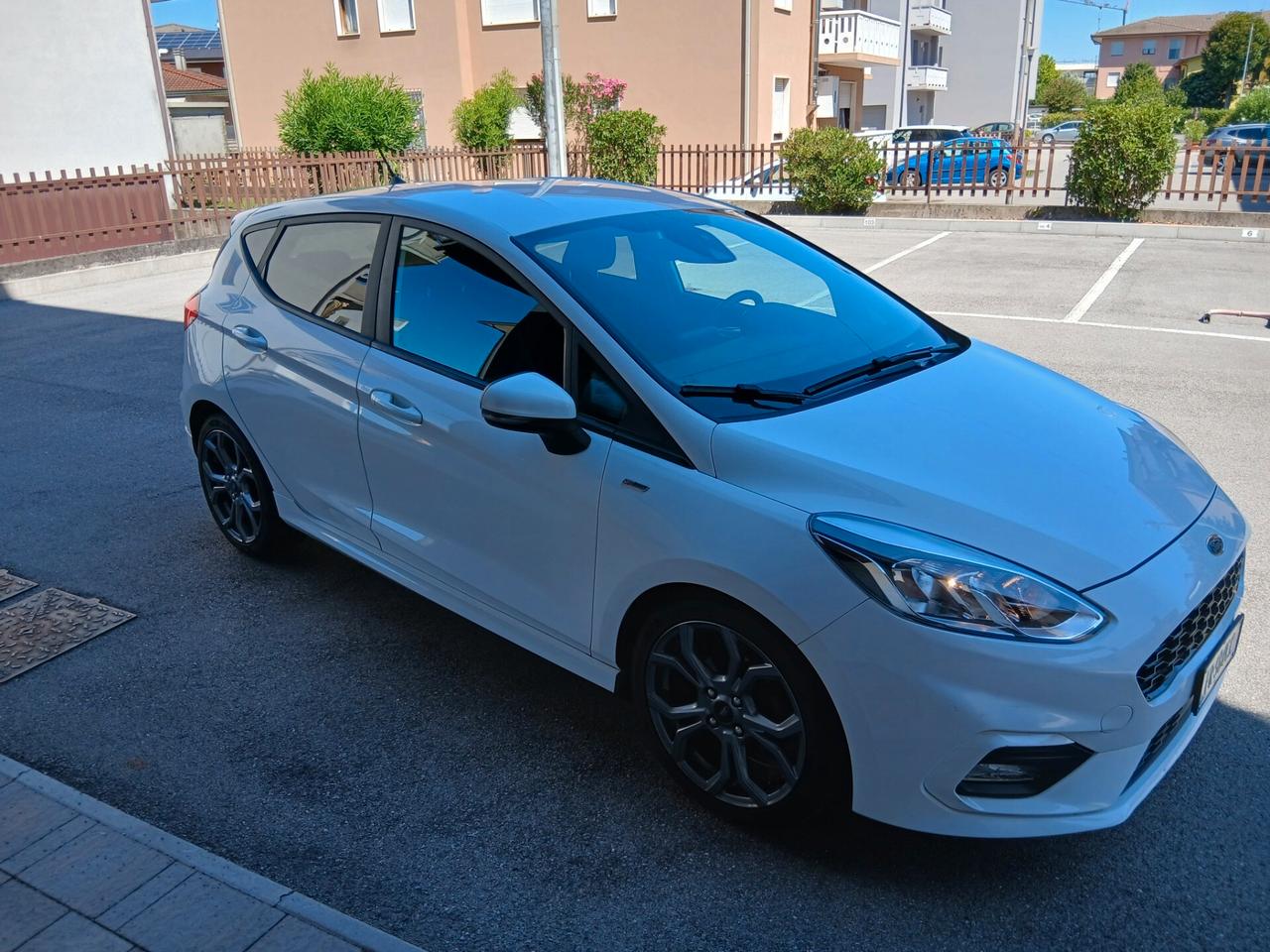 Ford Fiesta 1.0 Ecoboost 125 CV 5 porte ST-Line tua a € 179 mese