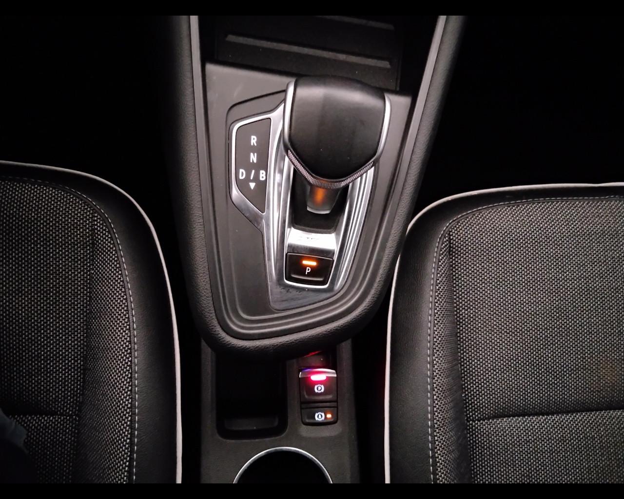 RENAULT Captur II 2019 - Captur 1.6 E-Tech phev Intens 160cv auto my