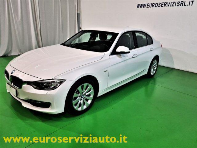 BMW 328 i Luxury