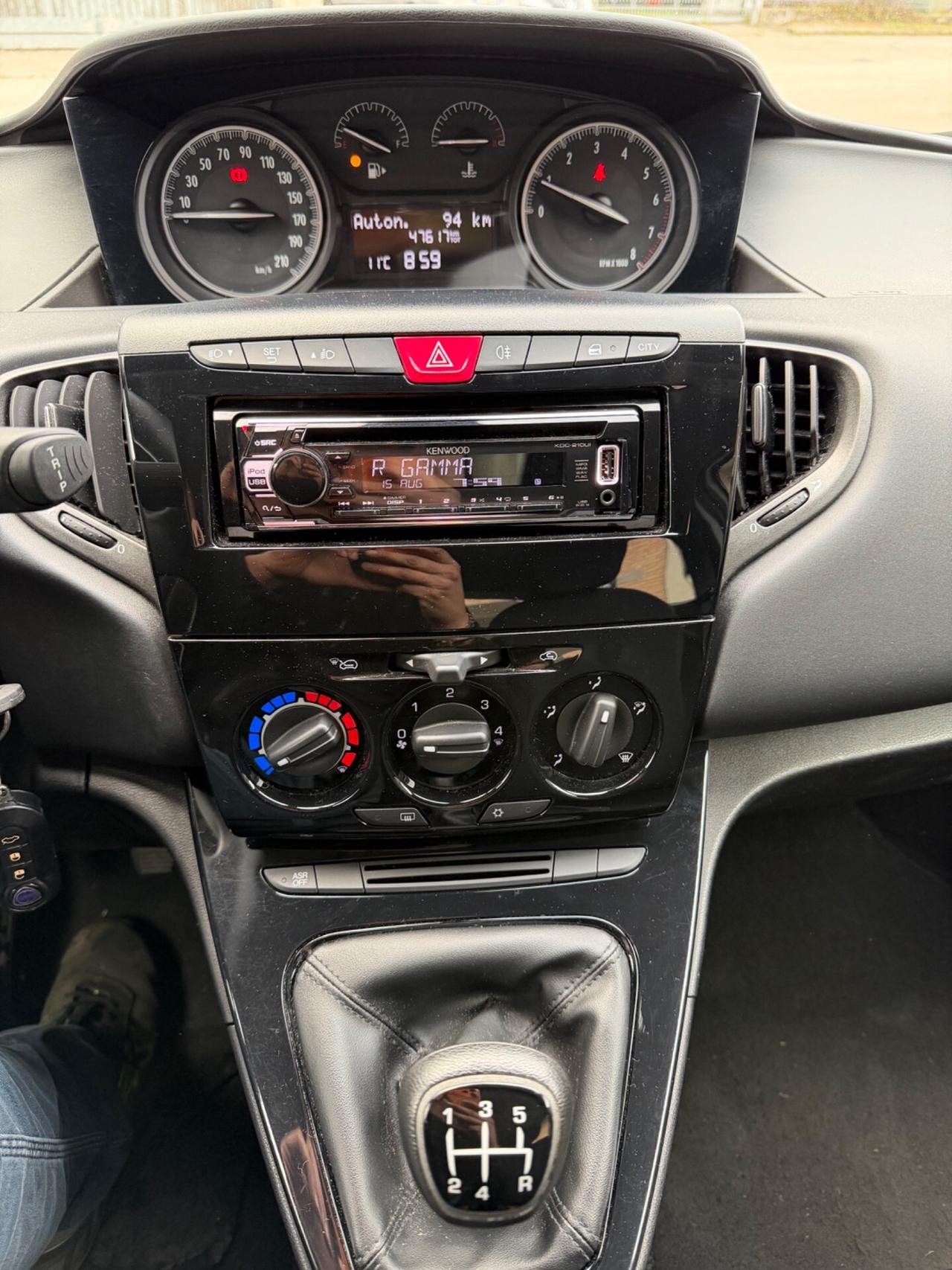 Lancia Ypsilon 1.2 69 CV 5 porte