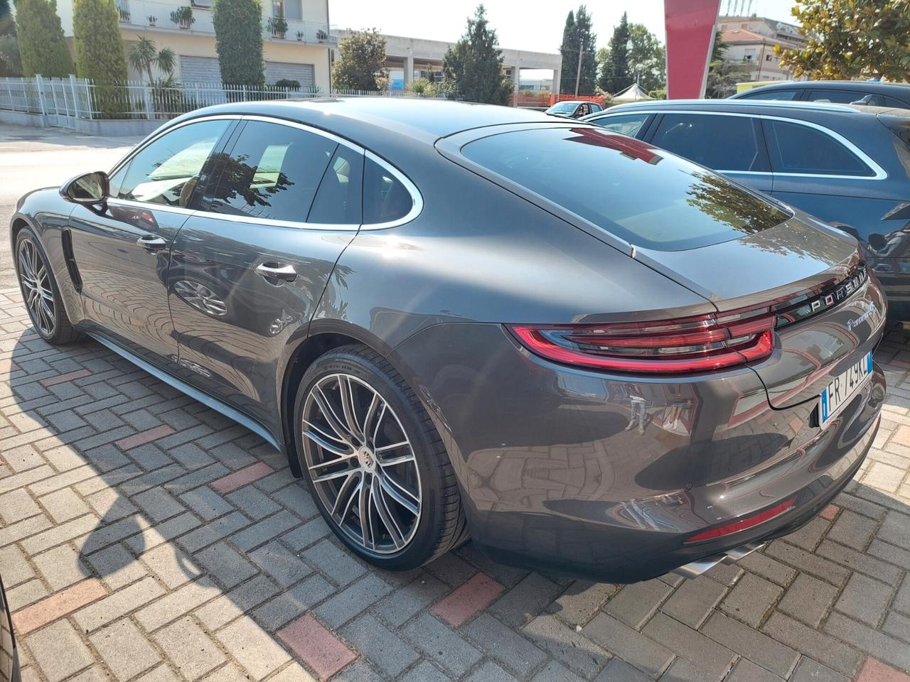 Porsche Panamera 4.0 4S Diesel NAVI/TETTO/C21